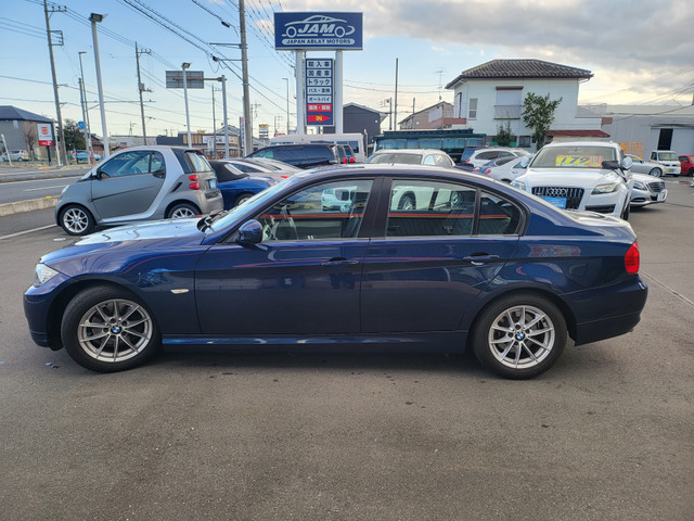 BMW 3シリーズセダン 320i 6速マニュアル の中古車詳細 (168,400km
