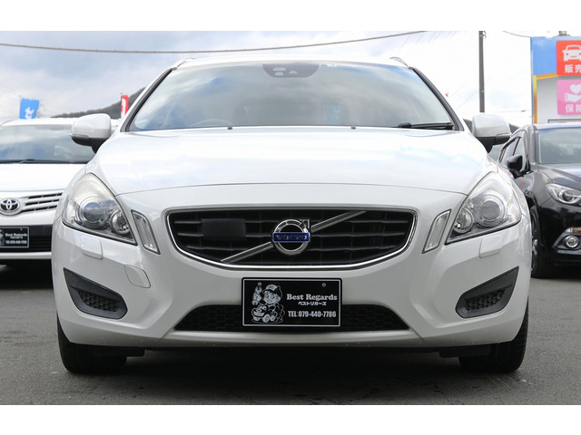 中古車 ボルボ V60 T4 車検整備付 5.2万k ナビTV Bカメ の中古車詳細 (51,700km, パールホワイト, 兵庫県, 48.8万円)  | 中古車情報・中古車検索なら【車選びドットコム（車選び.com）】