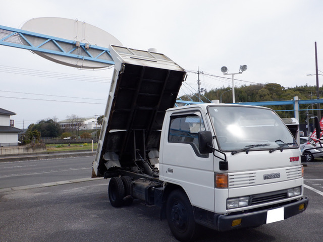 タイタン  低床ダンプ メーター交換車 記録簿有り