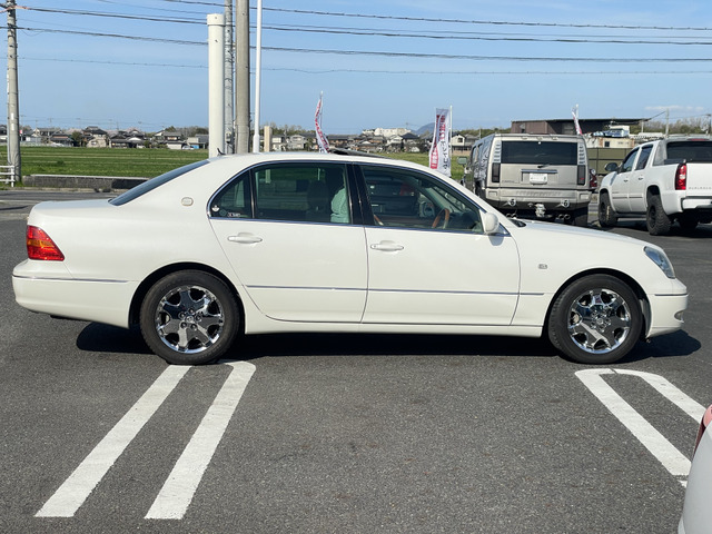 中古車 トヨタ セルシオ 4.3 A仕様 eRバージョン エクリュレザー純正OPメッキ/サンルーフ の中古車詳細 (41,500km,  パールホワイト, 滋賀県, 149.8万円) | 中古車情報・中古車検索なら【車選びドットコム（車選び.com）】