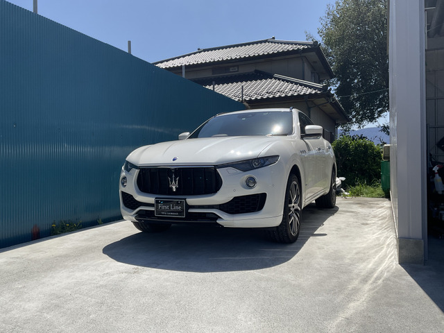 レヴァンテS グランスポーツ 4WD