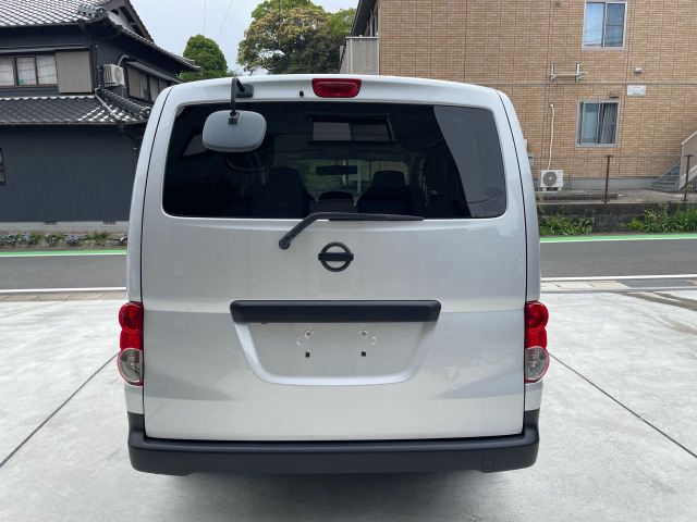 中古車 日産 NV200バネット 1.6 16S 7人乗りワゴン の中古車詳細 (164,843km, シルバー, 佐賀県, 60万円) | 中古車 情報・中古車検索なら【車選びドットコム（車選び.com）】