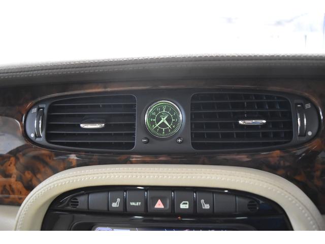 ジャガー XJ スーパーV8 L V8スーパーチャージャー サンルーフ の中古