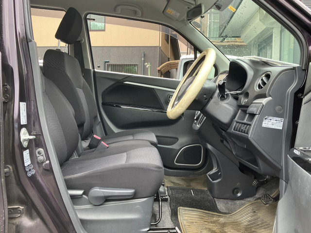 中古車 スズキ ワゴンRスティングレー X ナビ ETC プッシュ