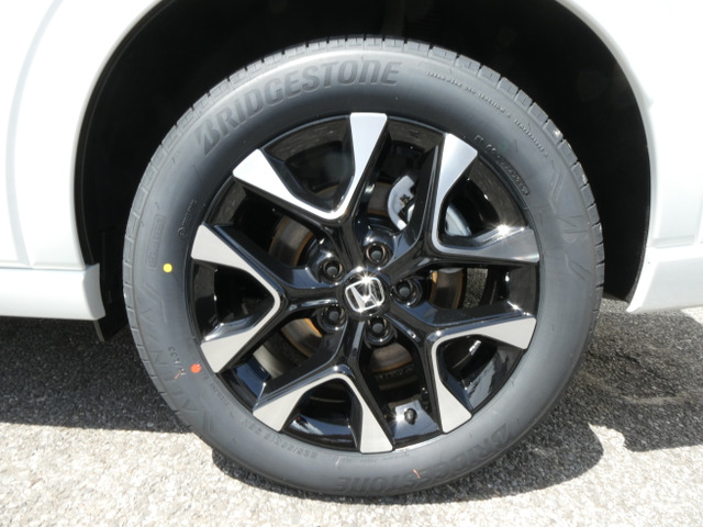 中古車 ホンダ ZR-V 2.0 e:HEV Z 登録済未使用車/HondaCONNECT 中古車 ホンダ ZR-V 2.0 e:HEV Z 登録済未使用車/HondaCONNECT
