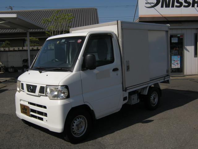 クリッパートラック  保冷車、社外ナビ・バックカメラ付!!