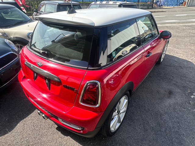 中古車 BMW MINI ミニ クーパー S 6速MT 後期型 ナビ TV 車検整備付 の中古車詳細 (87,760km, アカツートン, 大阪府,  98万円) | 中古車情報・中古車検索なら【車選びドットコム（車選び.com）】