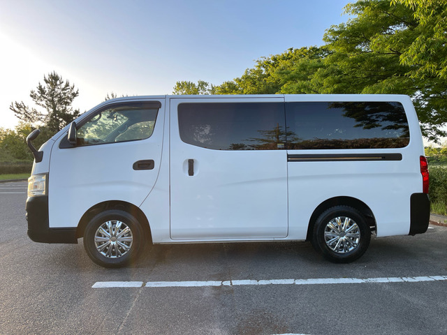 中古車 日産 NV350キャラバン 2.5 DX ロング ディーゼル 4WD ディーゼル オートマ 3人乗り ETC の中古車詳細  (159,718km, ホワイト, 新潟県, 118万円) | 中古車情報・中古車検索なら【車選びドットコム（車選び.com）】