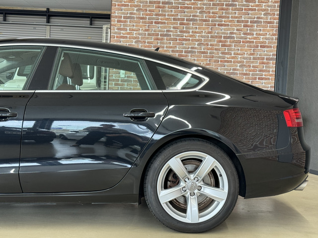 中古車 アウディ A5スポーツバック 2.0 TFSI クワトロ 4WD の