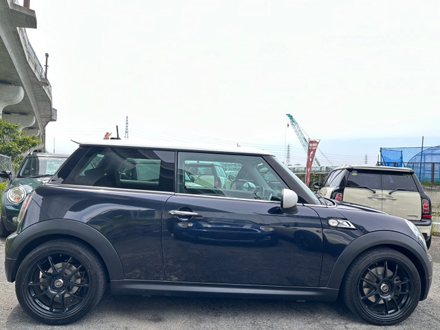 中古車 BMW MINI ミニ クーパー S 六速MT 社外17インチAW 車検整備付 の中古車詳細 (96,205km, コンツートン, 大阪府,  66万円) | 中古車情報・中古車検索なら【車選びドットコム（車選び.com）】