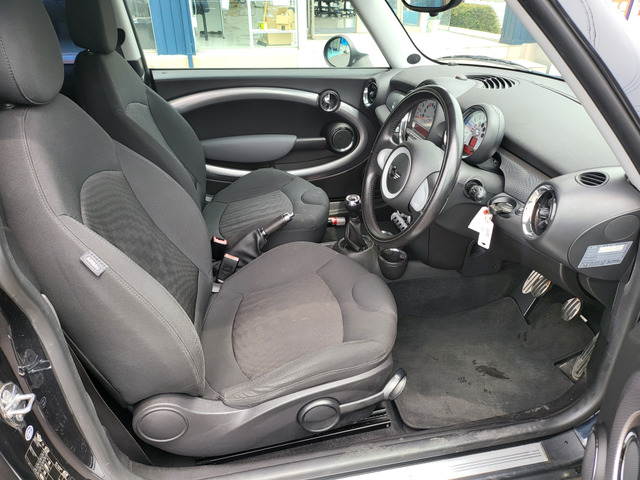 BMW MINI ミニ クーパー S ターボ車 6速MT の中古車詳細 (68,800km