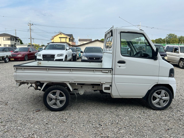 中古車 三菱 ミニキャブトラック Vタイプ 4WD AT/エアコン/パワステ の中古車詳細 (84,920km, ホワイト, 埼玉県, 38.9万円)  | 中古車情報・中古車検索なら【車選びドットコム（車選び.com）】