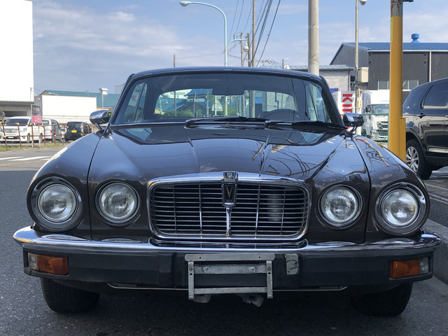 XJ XJ12 XJ12C 数少ない2ドアクーペです
