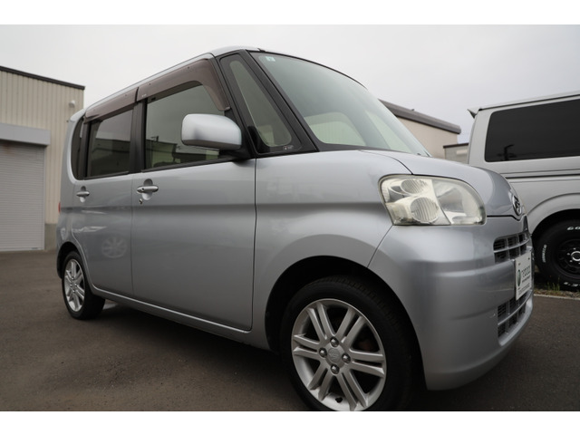 ダイハツ タント ☆車検長期☆左Bピラーレス☆冬タイヤ有 の中古車詳細