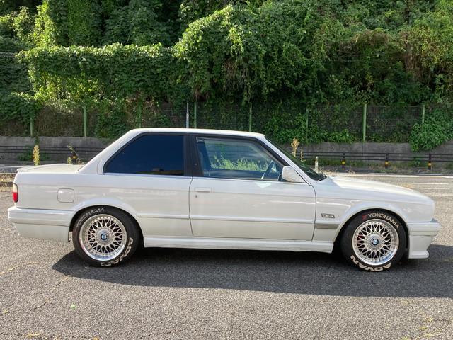 中古車 BMW 3シリーズクーペ 320i 左ハンドル マフラー の中古車詳細 (走行距離不明, ピンクパール, 広島県, 価格応談) |  中古車情報・中古車検索なら【車選びドットコム（車選び.com）】