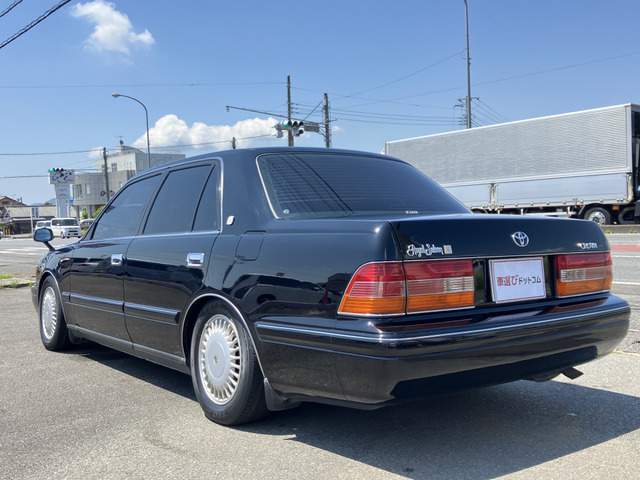 中古車 トヨタ クラウンセダン 3.0 ロイヤルサルーン フェンダーミラー 車高調 ETC の中古車詳細 (145,000km, ブラック, 静岡県,  165万円) | 中古車情報・中古車検索なら【車選びドットコム（車選び.com）】