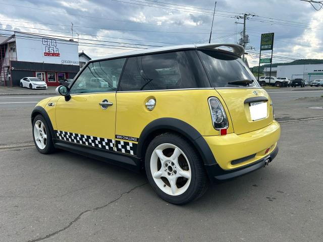 中古車 BMW MINI ミニ クーパー S スーパーチャージャー MT の中古車詳細 (122,000km, イエロー, 北海道, 42万円) |  中古車情報・中古車検索なら【車選びドットコム（車選び.com）】