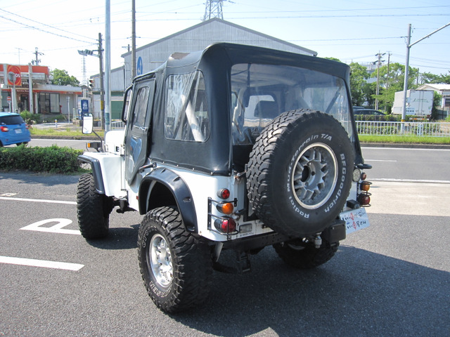 中古車 三菱 ジープ 2.7 最終生産記念車 ディーゼル 4WD 禁煙☆4速MT車☆リフトUP☆社外AW の中古車詳細 (136