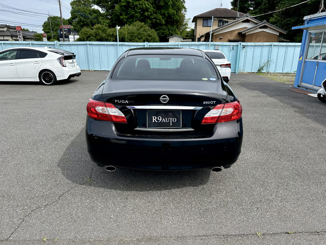 誰でも車がローンで買えます。R9AUTOの自社ローンは他社でローンが通らなかった方でもOK!自社審査で即日回答!金利0%!分割手数料なし!保証人不要!最長84回まで分割OK!