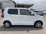 【支払総額推進店】お車をご覧い頂きまして、誠に有難う御座います。在庫車両になりますので、是非ご都合の宜しい時に、見に来て下さい。来店予約をされると、ご案内がスムーズです。