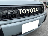 TOYOTA クラッシックグリルエンブレム