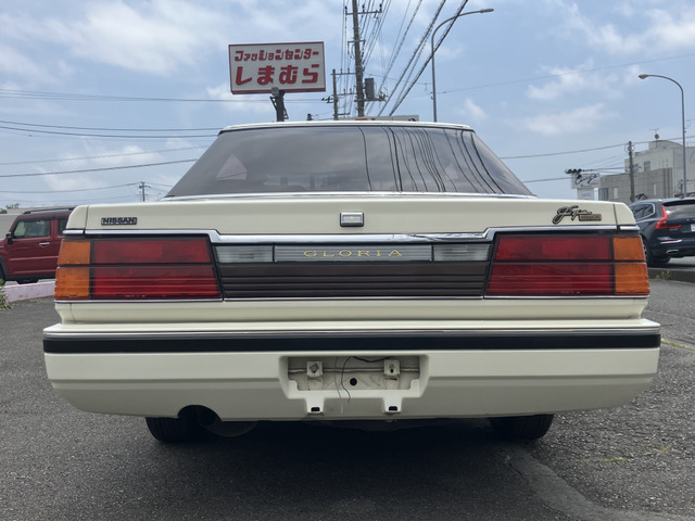 中古車 日産 グロリア ジャックニクラウス ダウンサス の中古車詳細 (69,200km, ホワイト, 静岡県, 148万円) |  中古車情報・中古車検索なら【車選びドットコム（車選び.com）】