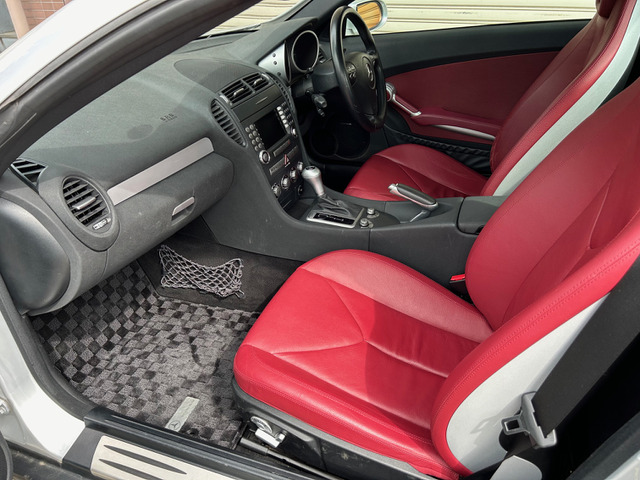 メルセデスベンツ AMG （SLK350 赤 コンパチ）
