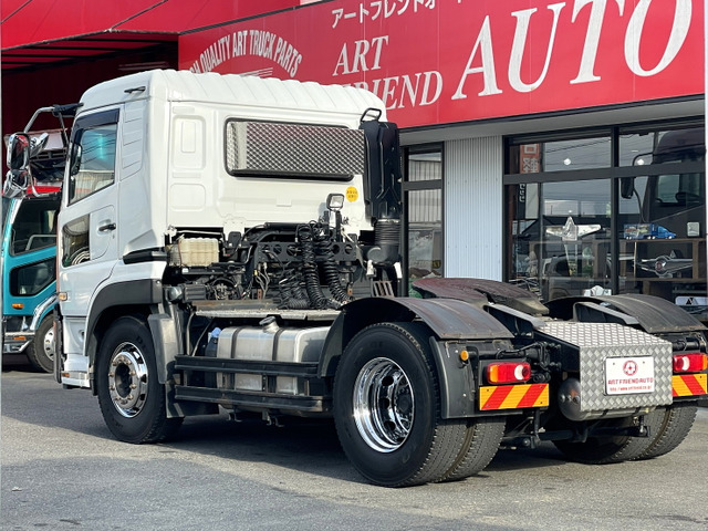 ☆引き取り限定☆UDトラックス 17 クオン 純正 トレーラー ヘッド