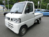 NT100クリッパー DX 4WD AT、CDデッキ