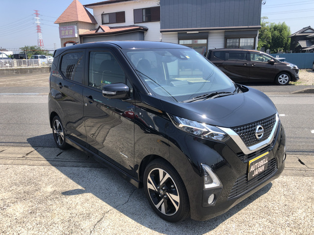 日産 デイズ ハイウェイスター Gターボ 純正9インチナビ アラウンド