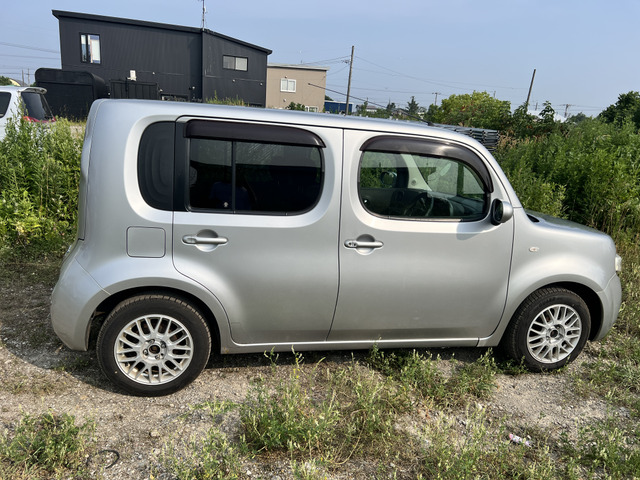 日産 キューブ 1.5 15X FOUR Vセレクション 4WD の中古車詳細