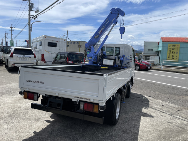 中古車 日産 アトラス 3t平ボディ 簡易クレーン アウトリガー の中古車詳細 (45,000km, ホワイト, 徳島県, 258万円) |  中古車情報・中古車検索なら【車選びドットコム（車選び.com）】