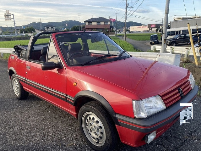 中古車 プジョー 205カブリオレ CTI 1.9 AT オープン の中古車詳細 (34,000km, レッド, 徳島県, 143万円) |  中古車情報・中古車検索なら【車選びドットコム（車選び.com）】