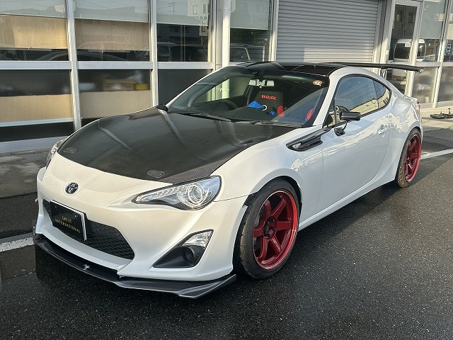 86 2.0 GT ナンバー付レース仕様車両