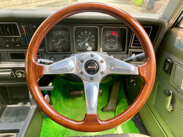momo ウッドAL36 ステアリングホイール MOMO AL36 365mm Carbon/Wood Steering Wheel | 4x4ward