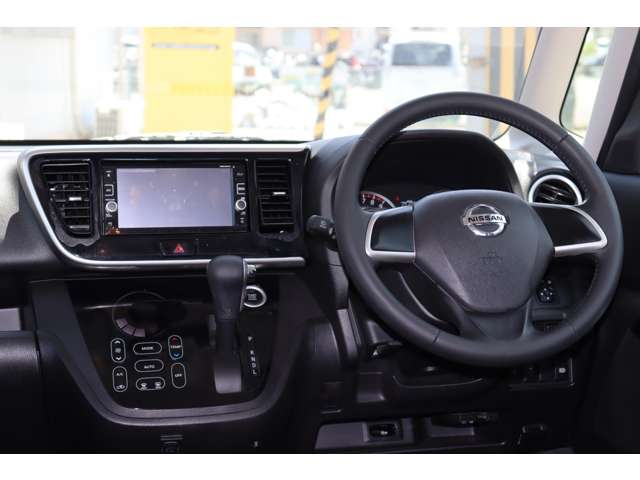 日産 デイズルークス ハイウェイスター X 衝突被害軽減ブレーキ ナビTV