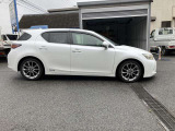 CT 200h バージョン L 200h バージョンL