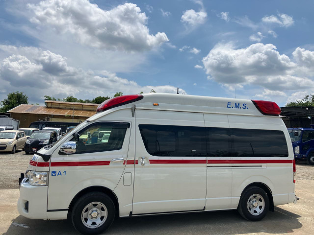 【年中無休】 ハイエースバン トヨタ 救急車 (181,000km の中古車詳細 警察グッズ