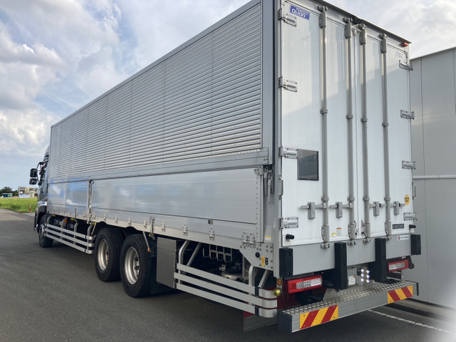 新品未使用 UDトラックス クオン パーフェクトクオン ハシゴ ハイルーフ 楽天市場】UD大型 パーフェクトクオン/クオン/ビックサム