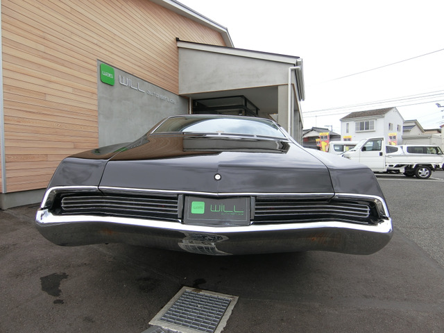 ビュイック リビエラ GS 自社全塗装(ブラック)社外CDプレーヤー の中古