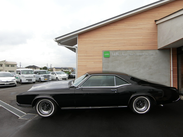 【廃盤中古品】HIRO  YAMAGATA  リヴィエラ　1000ピース ビュイック リビエラ GS 自社全塗装(ブラック)社外CDプレーヤー の中古