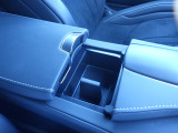 自社整備工場・板金工場完備しています。納車後のサポートもお任せください。