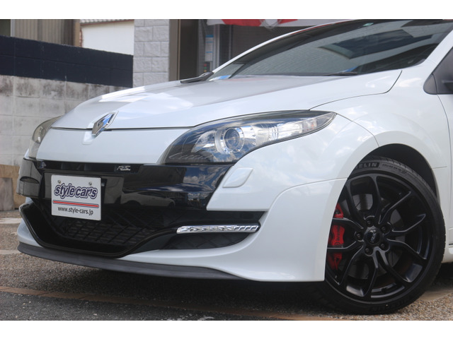 ルノー メガーヌ スポール 6速MT 純正レカロシート HID の中古車詳細