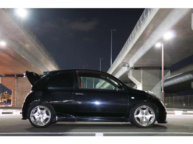 【日産 マーチ 】　黒　シルバー　2個　【ダイハツ ムーヴカスタム】　1個 ムーヴ,ムーヴカスタム 黒(ブラック系)（ダイハツ）の中古車