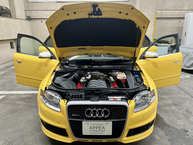 中古車 アウディ RS4アバント 4.2 4WD 右H&6MT ガラスSR 走行3万K台 の中古車詳細 (36,000km, イモライエロー,  東京都, 750万円) | 中古車情報・中古車検索なら【車選びドットコム（車選び.com）】