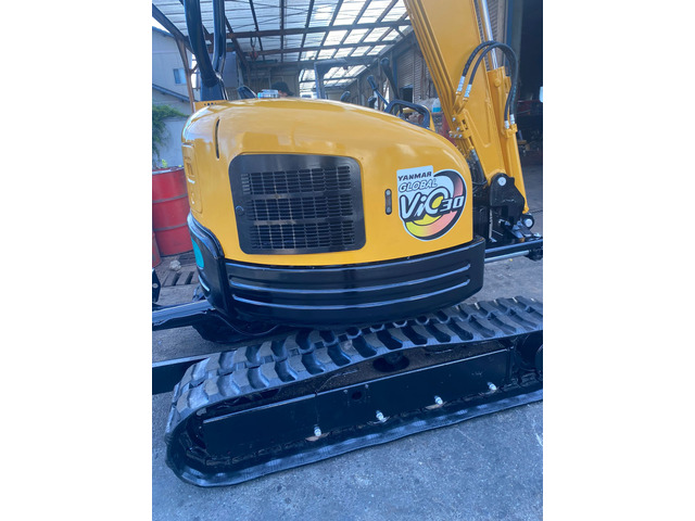 Yanmar  Yanmar ミニショベル VIO30