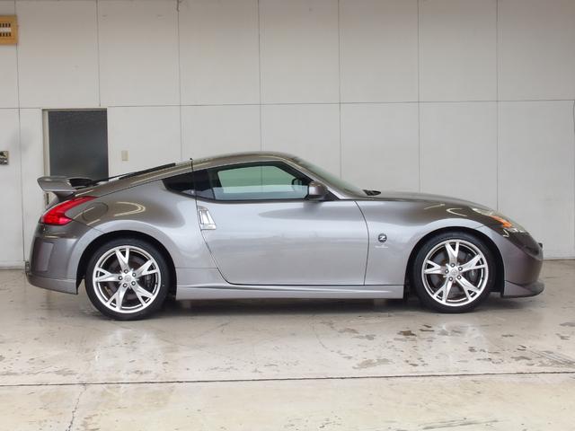 「シルバーグレイ」　F30 グレイシャーシルバーメタリックのBMW F30にコーティング