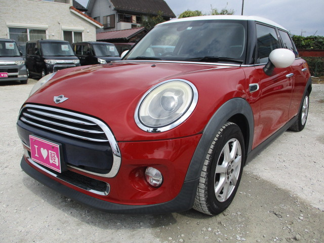 中古車 BMW MINI ミニ クーパー 車検整備付 純正ナビ 赤白Ⅱトーンカラー の中古車詳細 (63,500km, レッド, 千葉県,  47.9万円) | 中古車情報・中古車検索なら【車選びドットコム（車選び.com）】