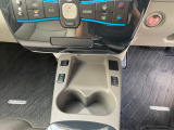 トヨタ・ホンダ・日産等の国産メーカーから、レクサス等の高級車まで取扱実績多数。マツダ・スバル・三菱・ダイハツ等、店頭にないお車・メーカーでも独自の仕入れルートでご予算に合わせてお探しいたします。