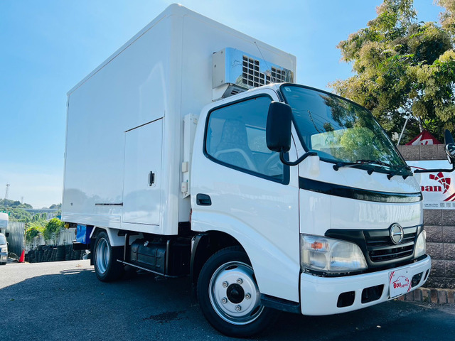 デュトロ  冷蔵冷凍車-30℃から30℃まで MT